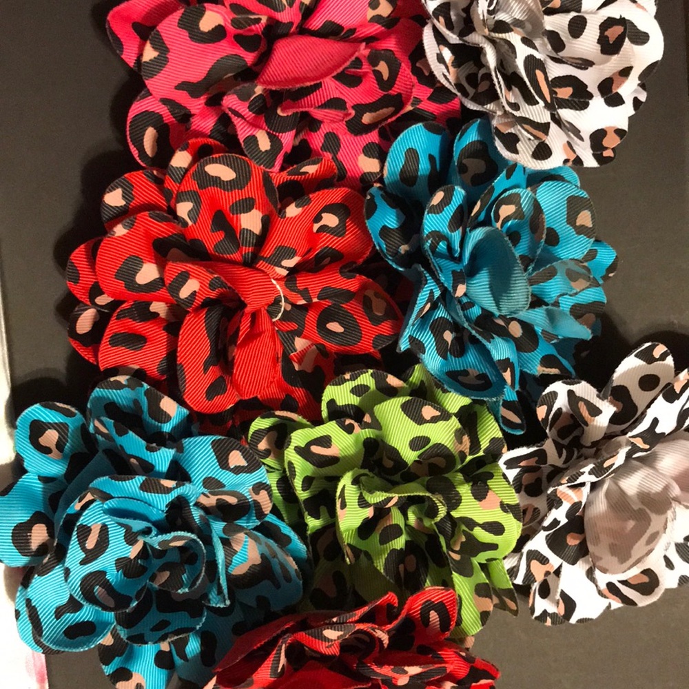 Hair bow
